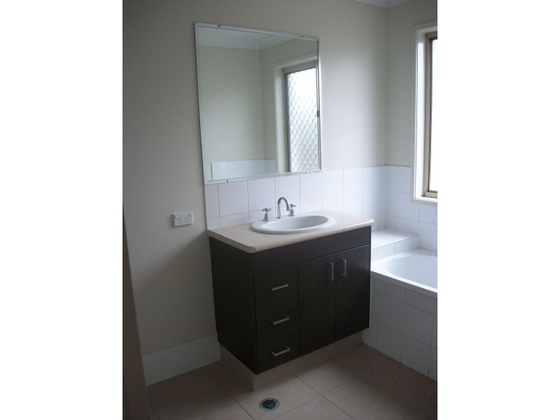 10 Carruthers Court, Bray Park QLD 4500