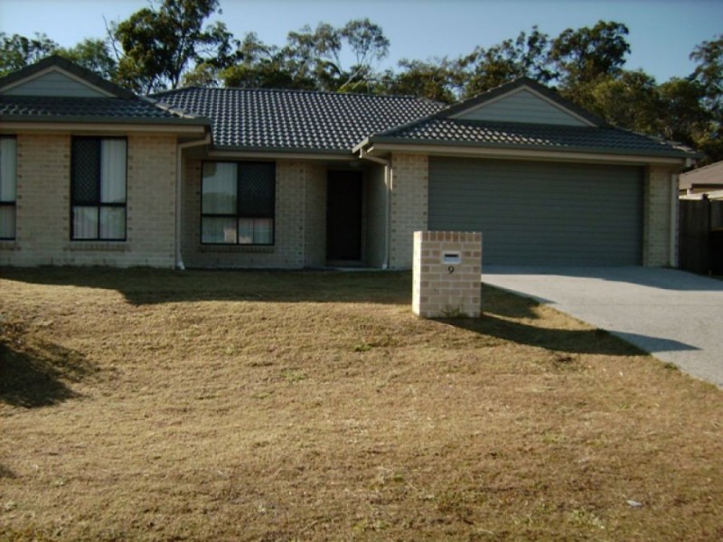 9 Radiata Court, Morayfield QLD 4506