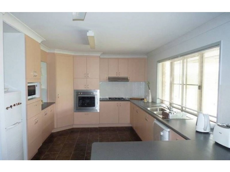 92 Madeline Drive, Morayfield QLD 4506