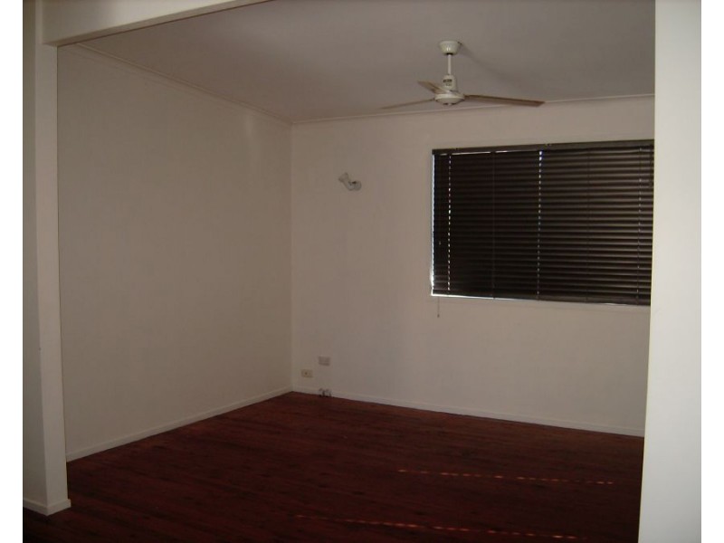 8 King Street, Deception Bay QLD 4508