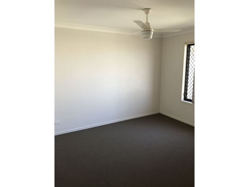 4 Kamala Street, Morayfield QLD 4506