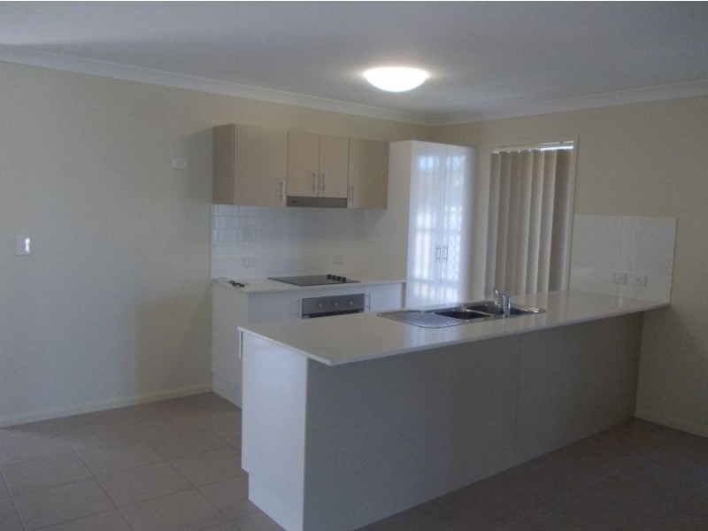 94 Huntley Cres, Redbank Plains QLD 4301