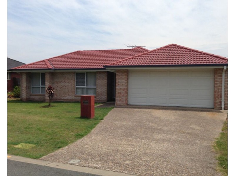 32 Armani Avenue, Pimpama QLD 4209