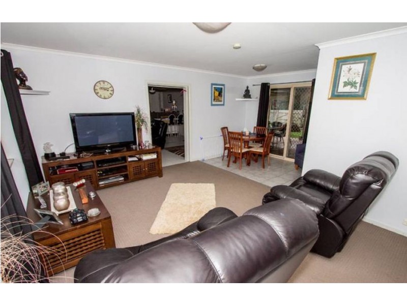 16 Bronwyn Court, Deception Bay QLD 4508
