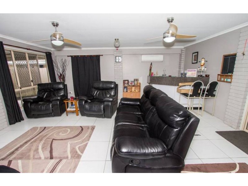 16 Bronwyn Court, Deception Bay QLD 4508