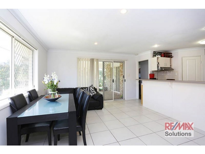 75 Fernbrook Drive, Morayfield QLD 4506