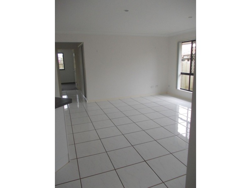 26 Fernbrook Drive, Morayfield QLD 4506