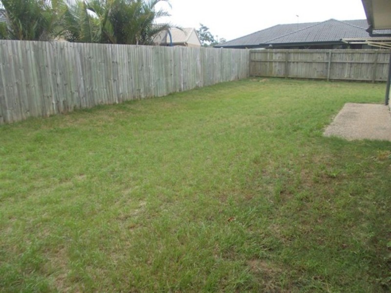 26 Fernbrook Drive, Morayfield QLD 4506