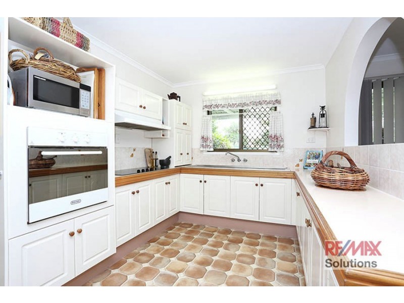 60 Colonial Drive, Lawnton QLD 4501