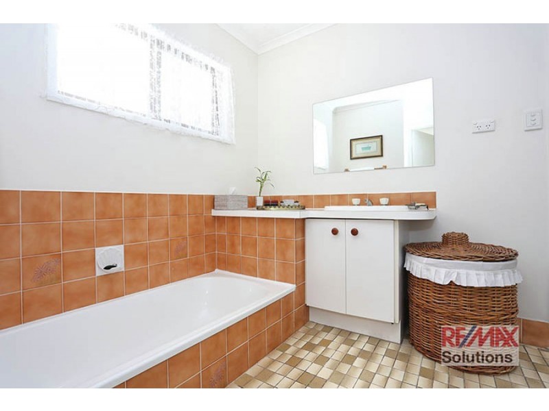 60 Colonial Drive, Lawnton QLD 4501