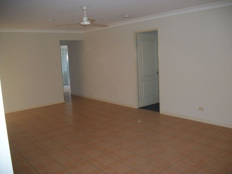 8 Boko Court, Rothwell QLD 4022