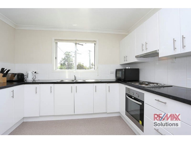 11 Lynfield Dr, Caboolture QLD 4510