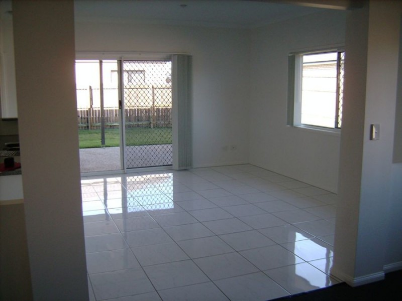 7 Grassdale Court, Morayfield QLD 4506