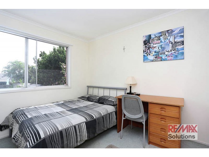 5 Peacock Street, Albany Creek QLD 4035