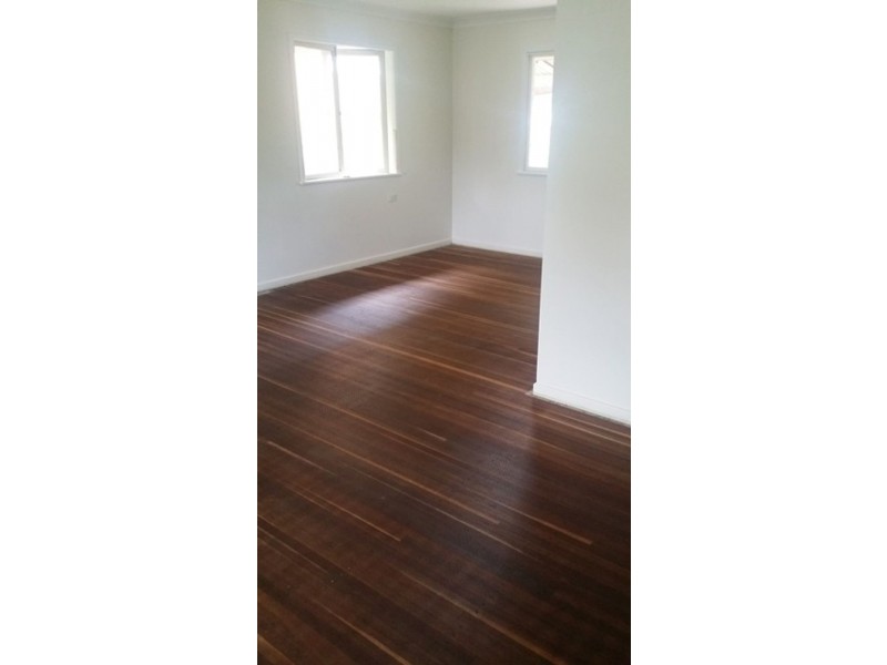 6 Fontaine Street, Stafford Heights QLD 4053