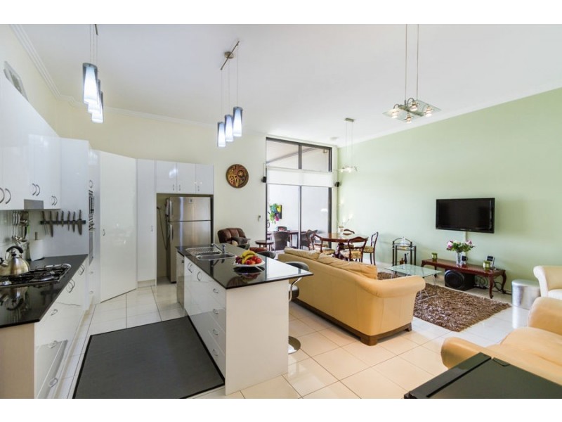 18/6 Edmonstone Street, South Brisbane QLD 4101