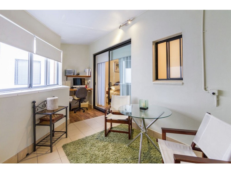 18/6 Edmonstone Street, South Brisbane QLD 4101