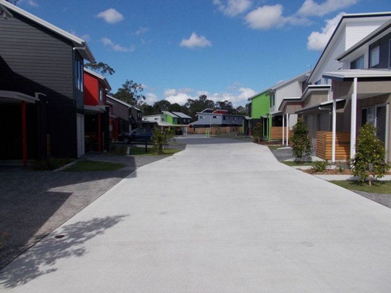 8/15 Ashley Court, Kallangur QLD 4503