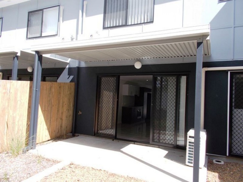 8/15 Ashley Court, Kallangur QLD 4503