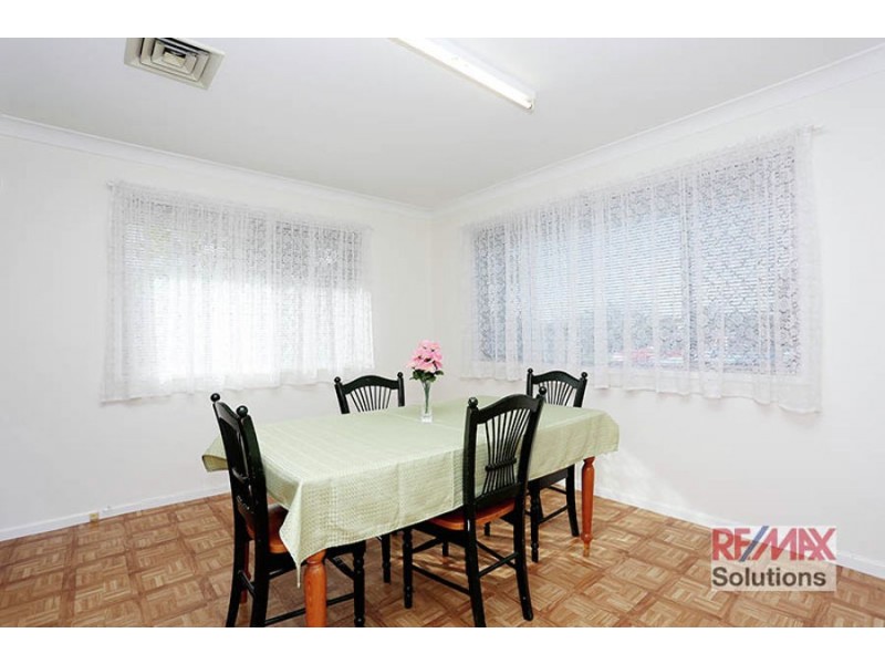 5 Symphony Av, Strathpine QLD 4500