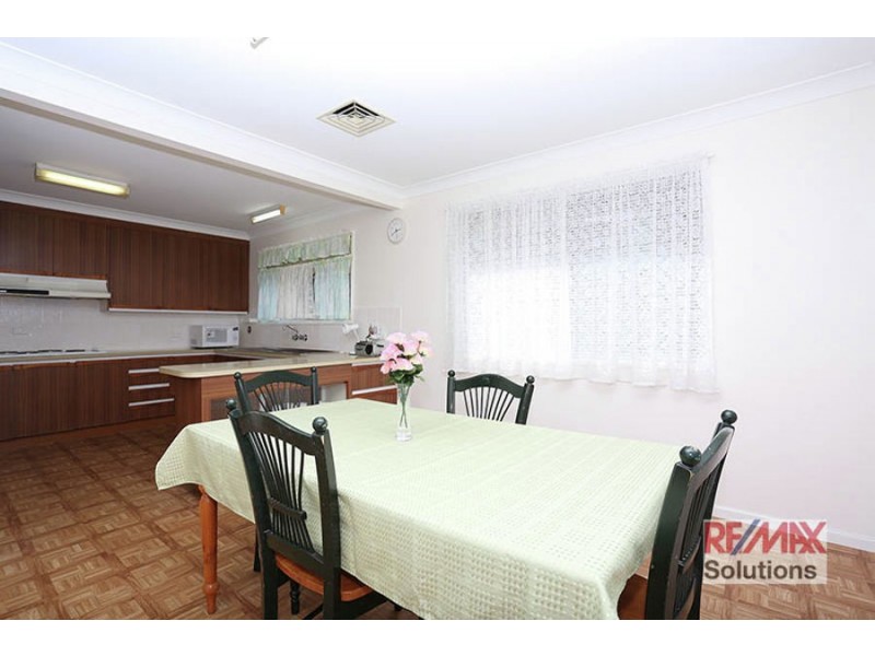 5 Symphony Av, Strathpine QLD 4500