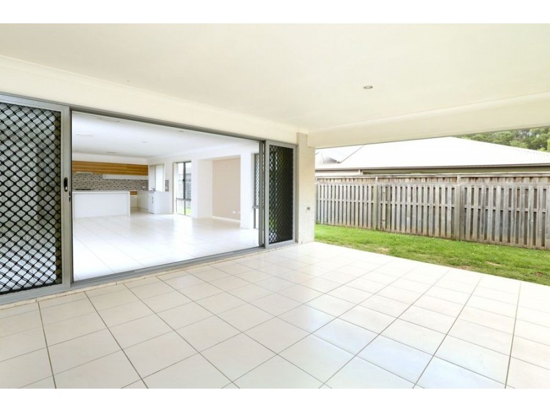 6 Caper White court, Kallangur QLD 4503