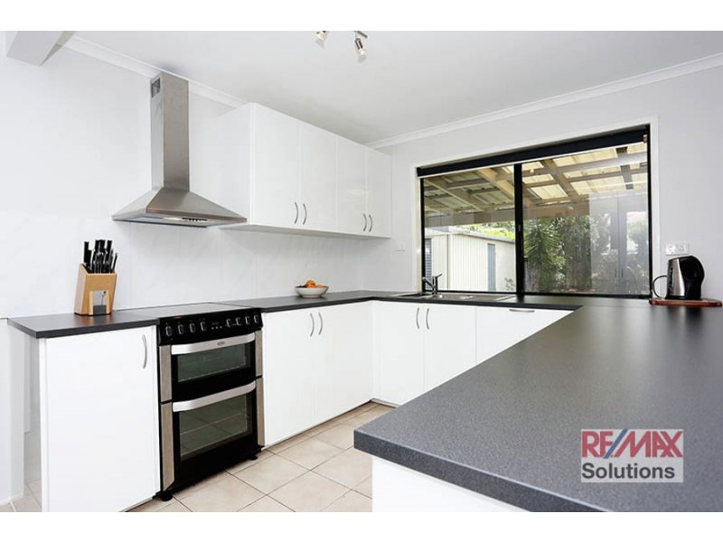 42 Colonial Drive, Lawnton QLD 4501
