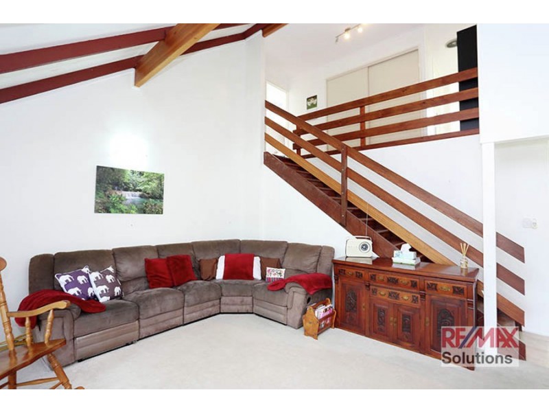 42 Colonial Drive, Lawnton QLD 4501