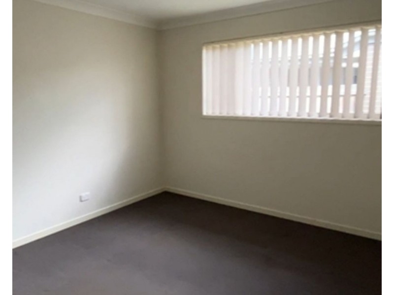 27 Sandalwood Street, Pimpama QLD 4209