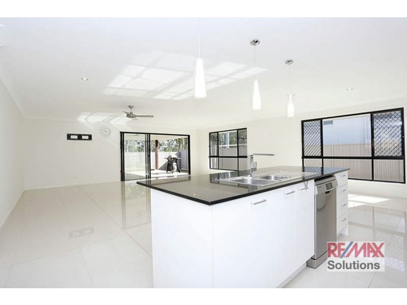 4 Honour Place, Bridgeman Downs QLD 4035