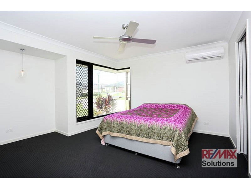 4 Honour Place, Bridgeman Downs QLD 4035