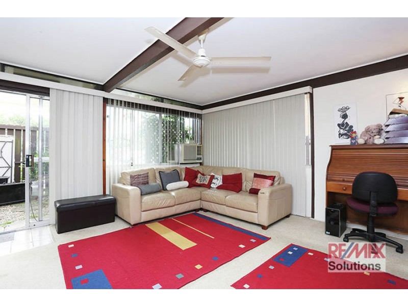 10 Patricia Street, Strathpine QLD 4500