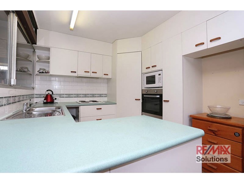 10 Patricia Street, Strathpine QLD 4500