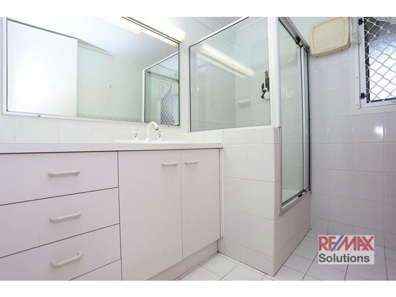 10 Patricia Street, Strathpine QLD 4500