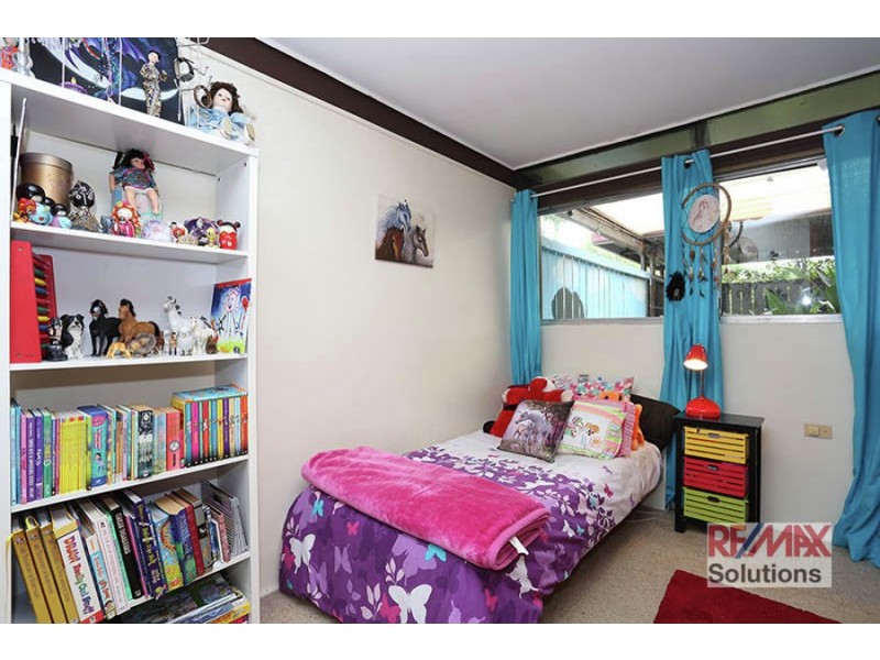 10 Patricia Street, Strathpine QLD 4500