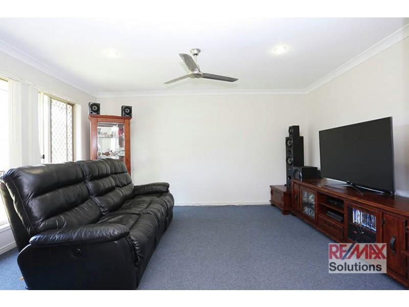 8 Carruthers Court, Bray Park QLD 4500