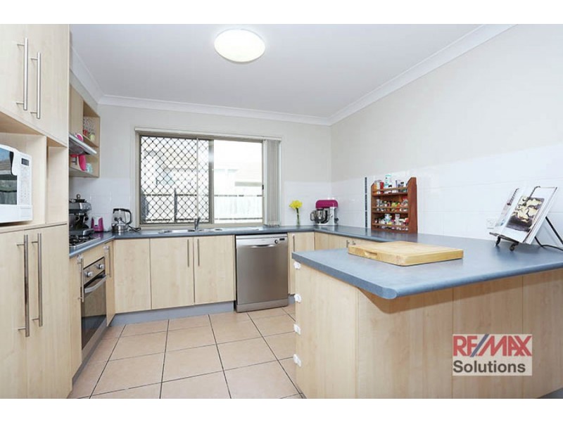 8 Carruthers Court, Bray Park QLD 4500