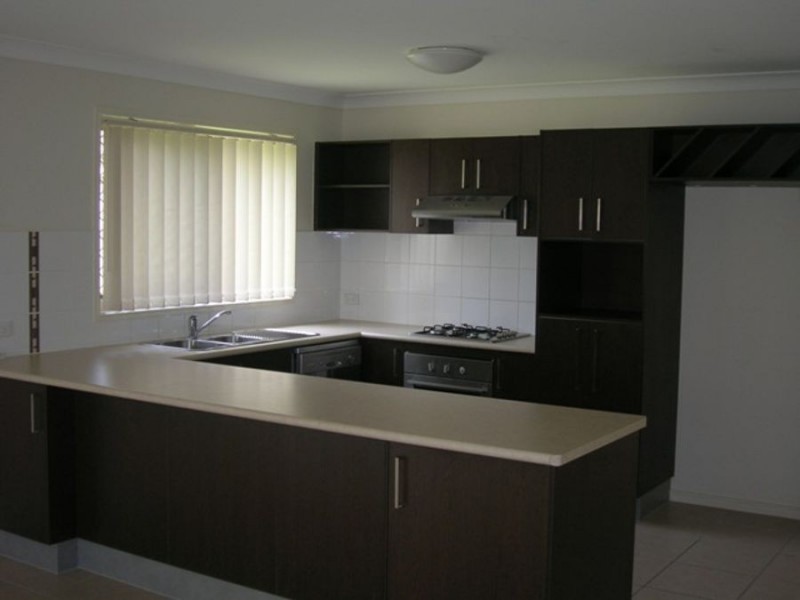 11 Raneri Court, Bray Park QLD 4500