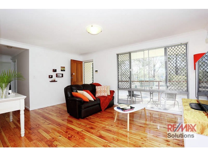 8 Kurwongbah Drive, Petrie QLD 4502