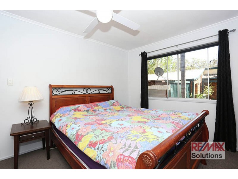 27 Warringah Gr, Petrie QLD 4502