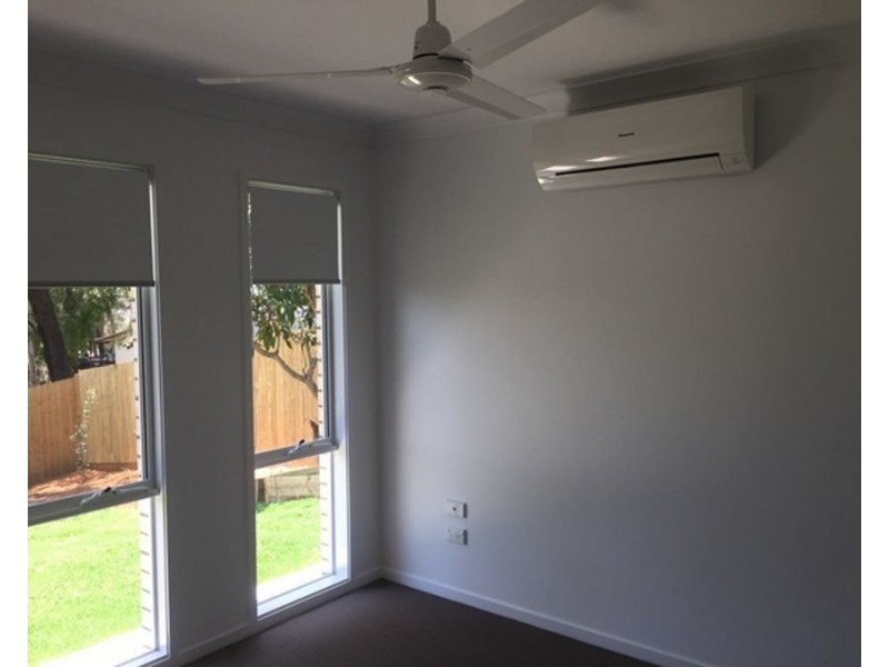 2/34 Bingo Street, Holmview QLD 4207