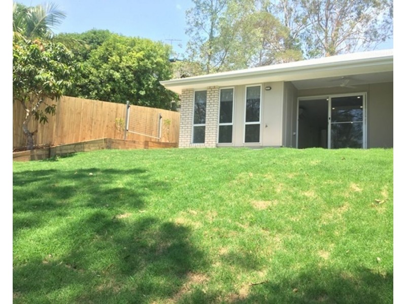 2/34 Bingo Street, Holmview QLD 4207