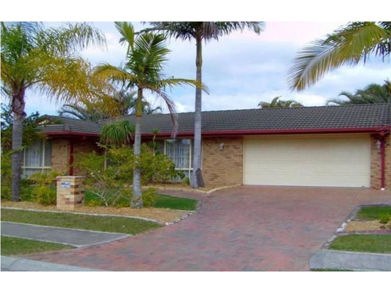 31 Mackerel Street, Sandstone Point QLD 4511