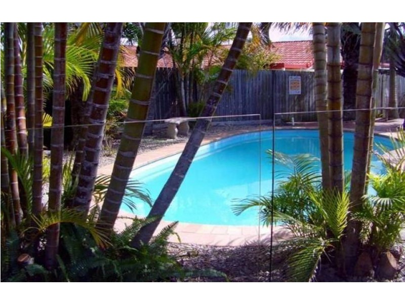 31 Mackerel Street, Sandstone Point QLD 4511