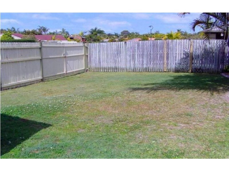 31 Mackerel Street, Sandstone Point QLD 4511