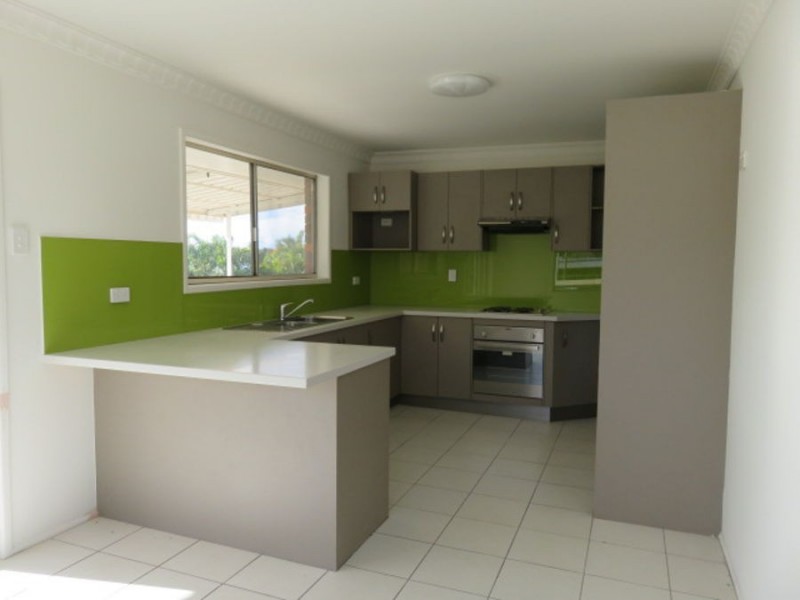 3 Kensington Way, Strathpine QLD 4500