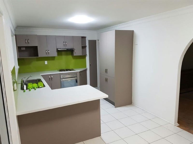 3 Kensington Way, Strathpine QLD 4500