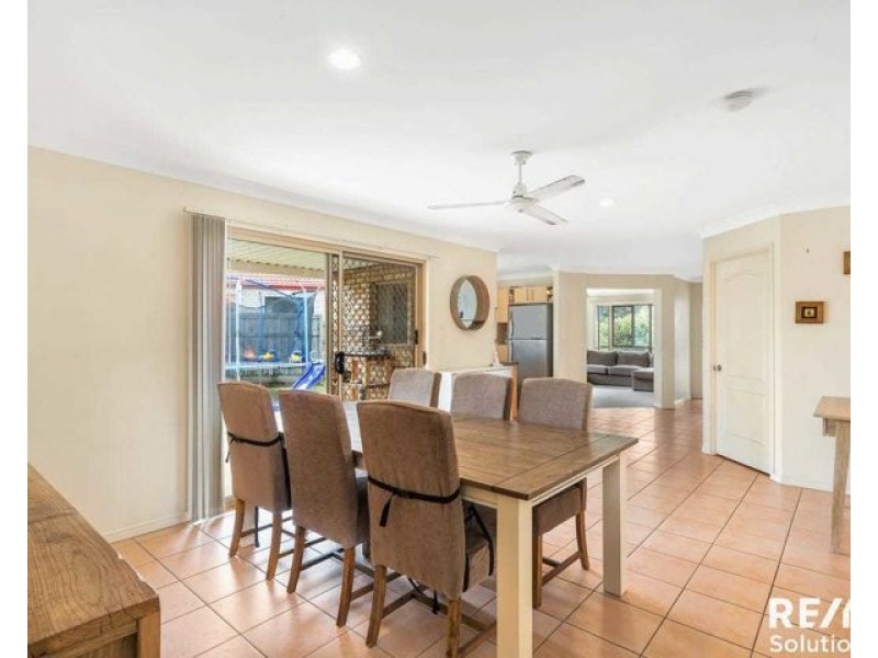 14 Riverbend Crescent, Morayfield QLD 4506
