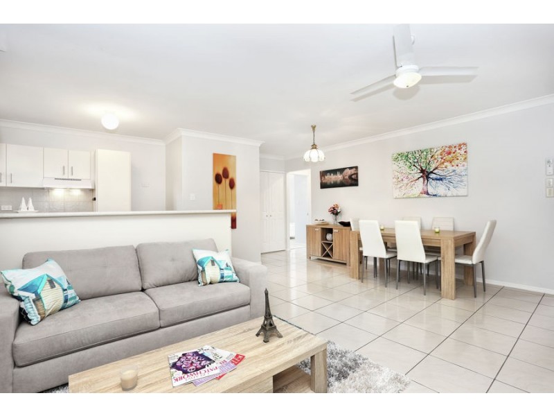 2/1 Bray Road, Lawnton QLD 4501