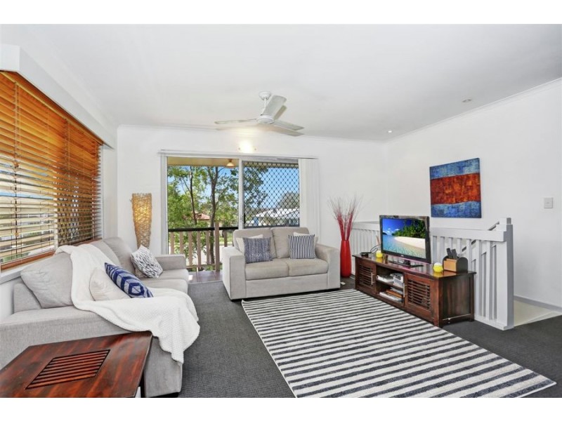 27 Nuttall Street, Lawnton QLD 4501